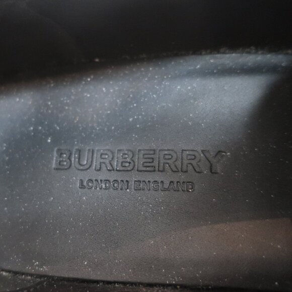 Authentic Burberry Marita Black Leather Silver-Tone Logo Engraved Loafer 39 US/9 - Picture 9 of 16